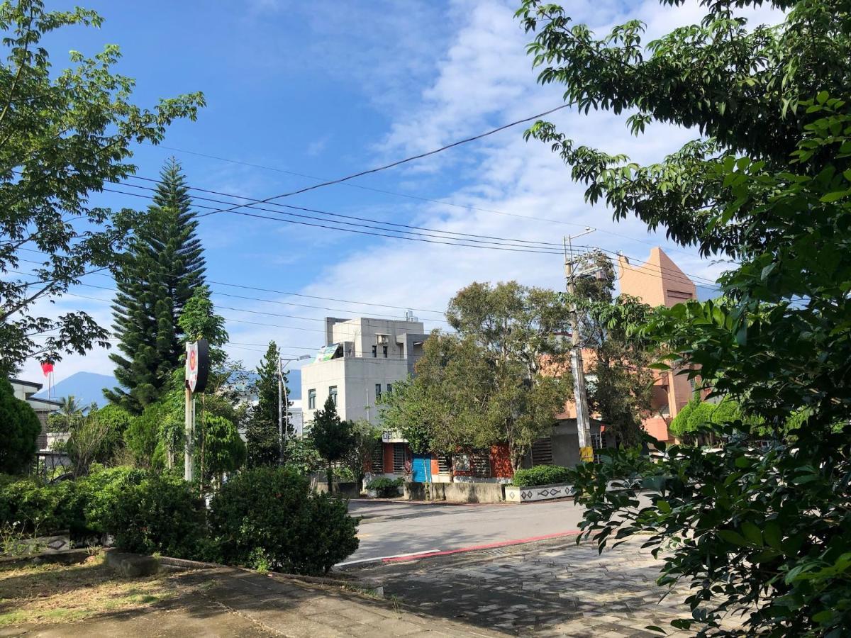 慢水山丘民宿 Slow Water Hill Yuemei ภายนอก รูปภาพ